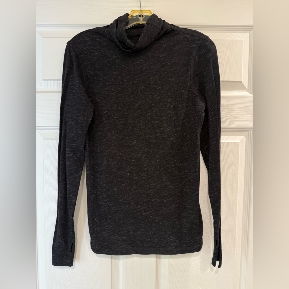 Cabi Size Small Style #3225 Odyssey Turtleneck Spacedye Black/Gray w/ Thumbholes